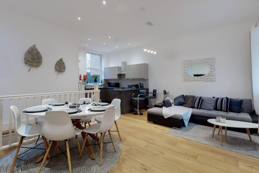 Lovely 2 Bedroom Apartment Near Highgate Station London Bagian luar foto