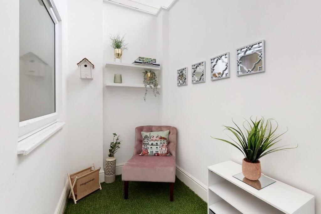 Lovely 2 Bedroom Apartment Near Highgate Station London Bagian luar foto